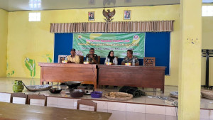 Pelatihan Peningkatan Kapasitas Kelompok Masyarakat Pengolah Pisang Sale Desa Godong